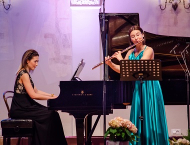 3. svibnja 2021. - flautistica Lucija Stilinović, pijanistica Zrinka Ivančić Cikojević i harfistica Veronika Ćiković