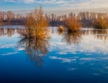 Milan Žitković - Jezero Orešje pod zadnjim zrakama zimskog sunca